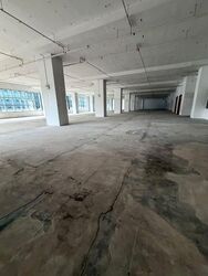 Ayer Rajah Crescent (D5), Factory #581726101